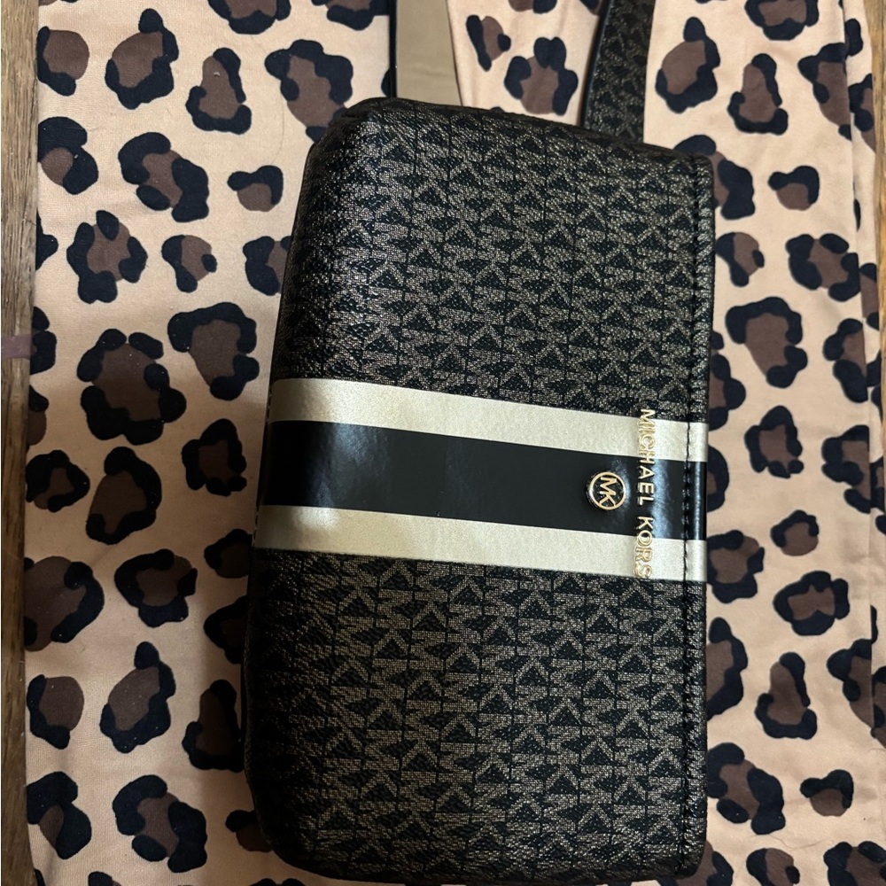 Michael Kors Black and Gold Waist wallet